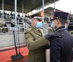 FOTO 2 Consegna dei gradi di Maresciallo da parte del Capo di Stato Maggiore dell’Esercito