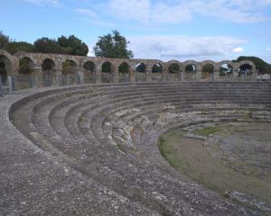Ferento teatro romano